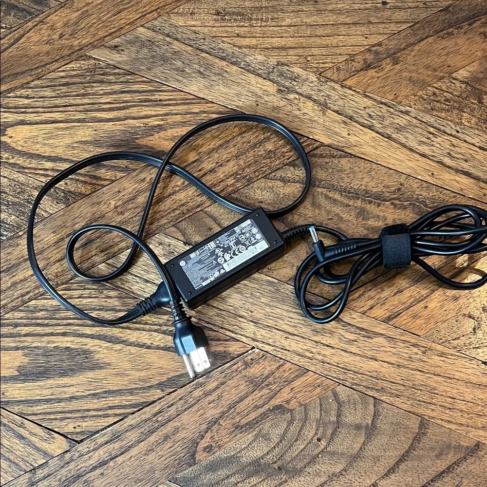 HP Black Power Adapter with Cable, Laptop Charger
